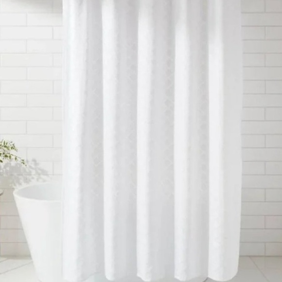 NWT Diamond Clip Jacquard Shower Curtain. White - Threshold 72x72 - Picture 1 of 4